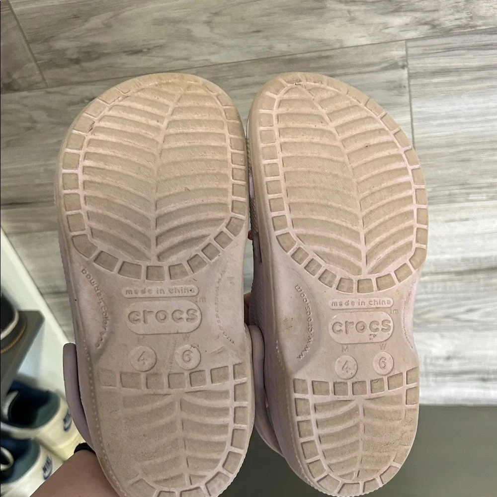 CROCS Lilac Women's Slip-On Clogs - Picture 2 of 3